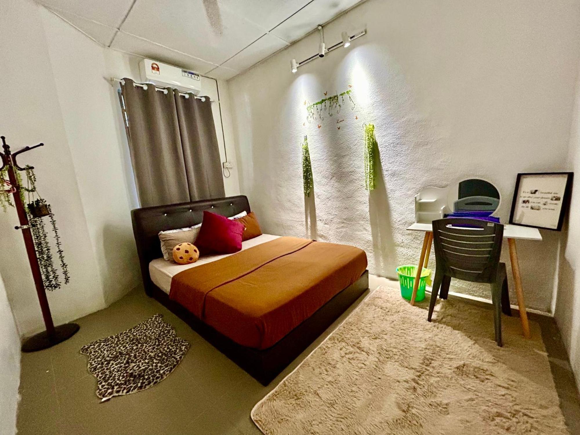 Entire 33 Cozy House • 3 Bedroom @ Alma בוקיט מרטג'אם מראה חיצוני תמונה