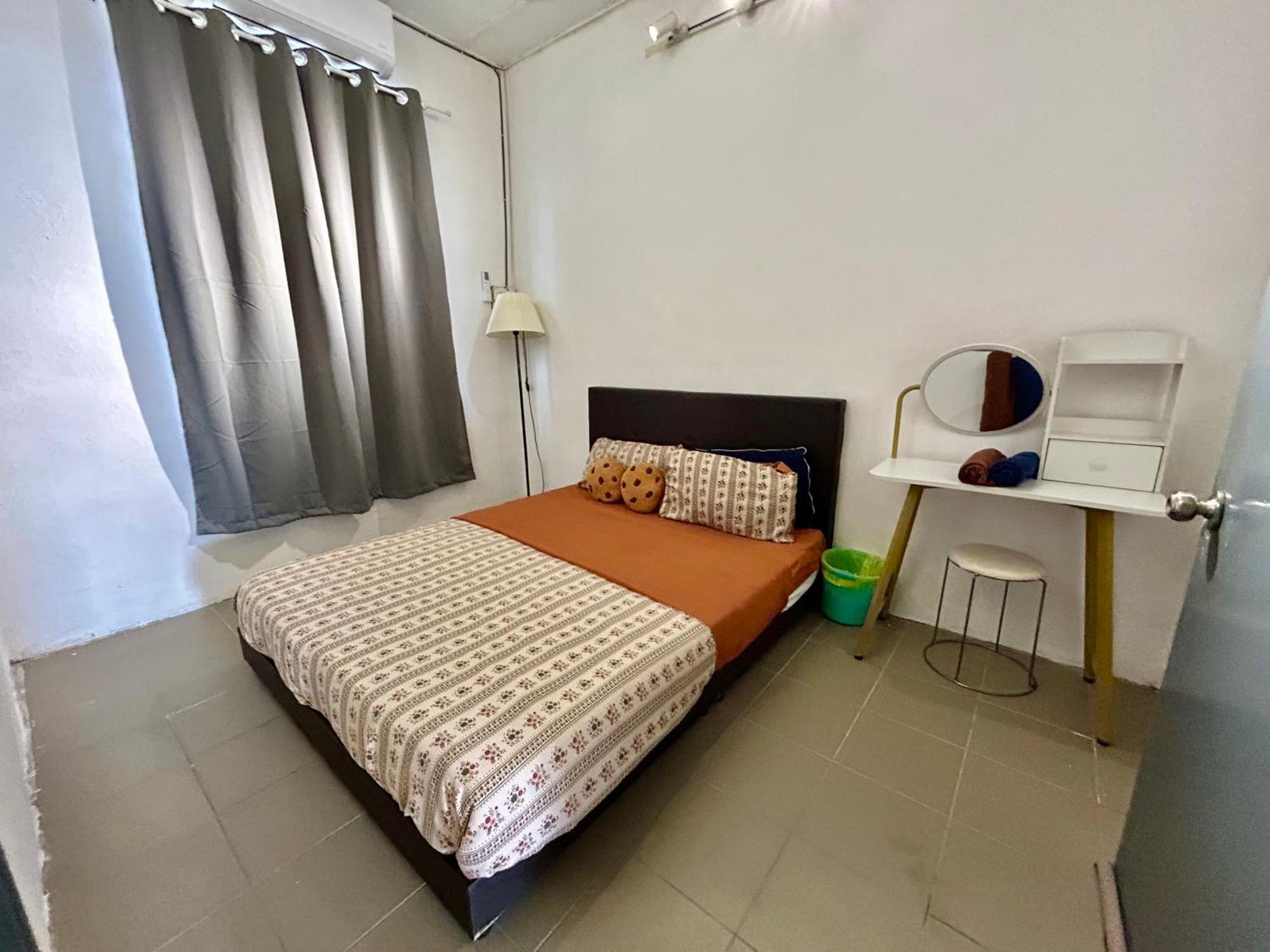 Entire 33 Cozy House • 3 Bedroom @ Alma בוקיט מרטג'אם מראה חיצוני תמונה