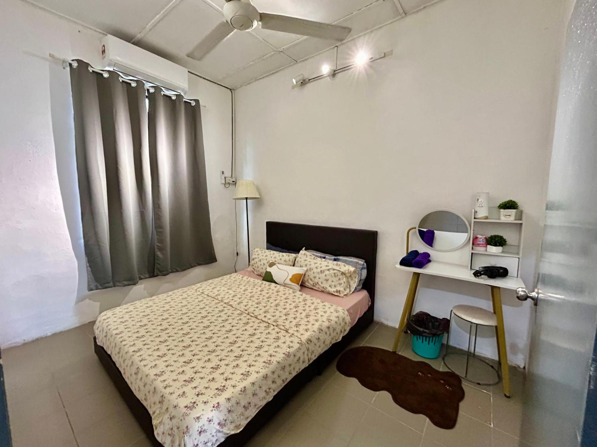 Entire 33 Cozy House • 3 Bedroom @ Alma בוקיט מרטג'אם מראה חיצוני תמונה