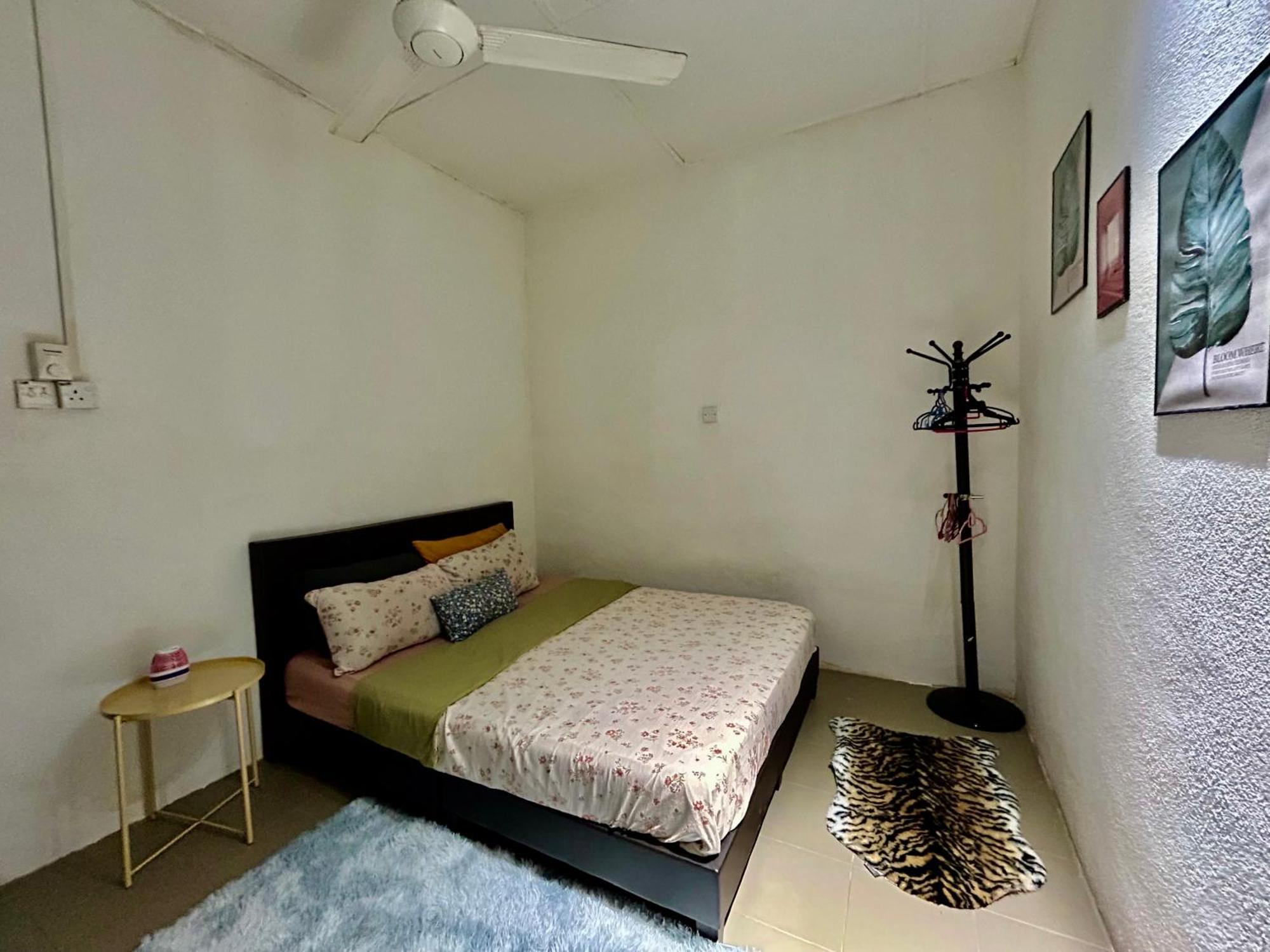Entire 33 Cozy House • 3 Bedroom @ Alma בוקיט מרטג'אם מראה חיצוני תמונה