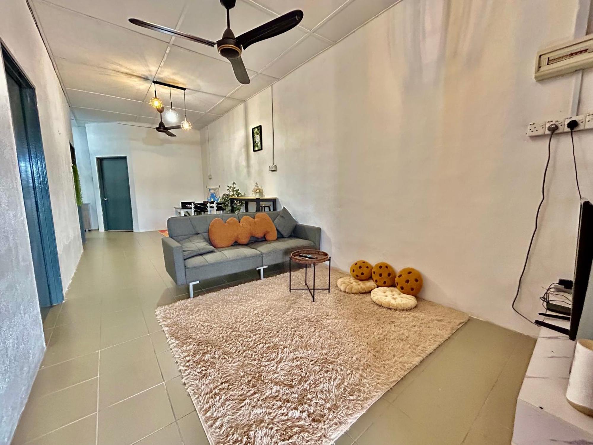 Entire 33 Cozy House • 3 Bedroom @ Alma בוקיט מרטג'אם מראה חיצוני תמונה